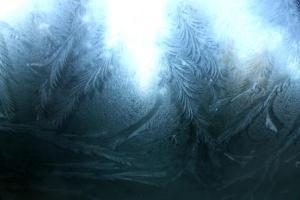 Flash Fiction prompt 022 windshield feather frost COMP