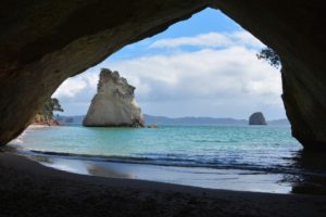 writers cave cathedral-cove-1592274_960_720