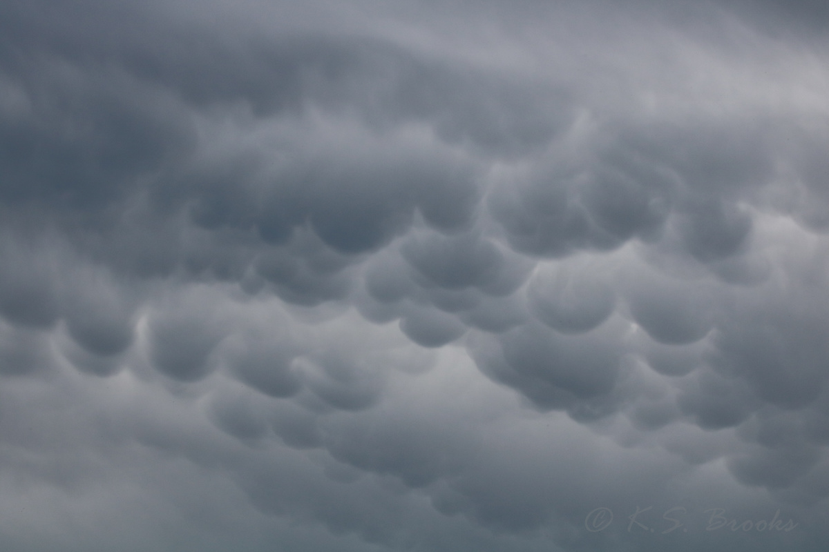 IMG_7172 Mammatus clouds flash fiction prompt copyright KS Brooks